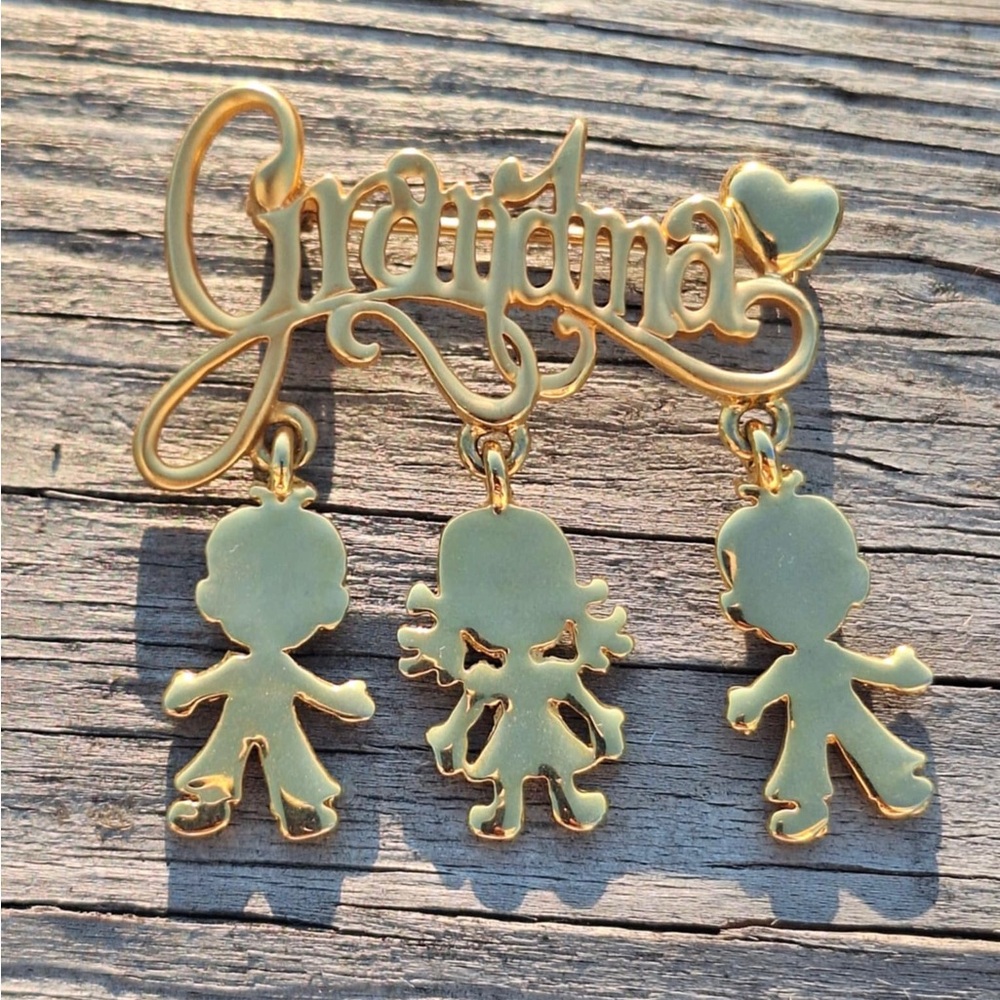 Gold Grandma Kids Brooch